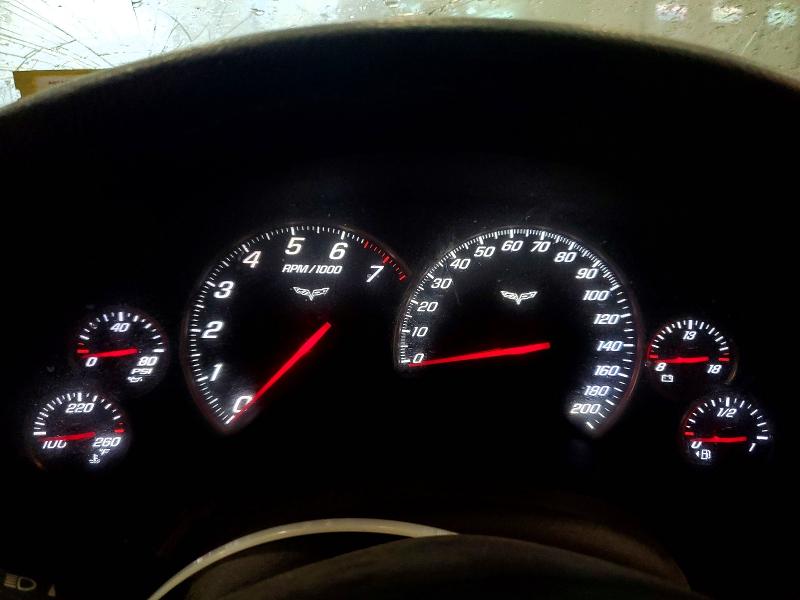 71535086 :رقم المزاد ، 1G1YY24U355134704 vin ، 2005 Chevrolet Corvette مزاد بيع