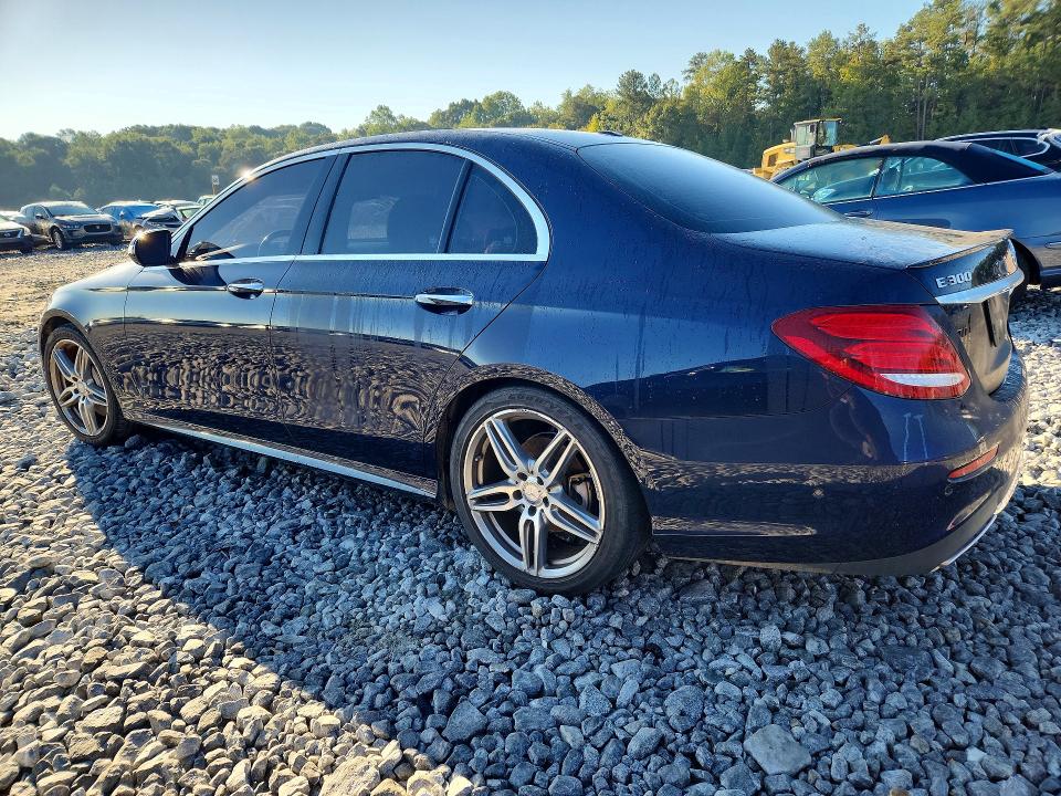 71829826 :رقم المزاد ، WDDZF4JB5HA100913 vin ، 2017 Mercedes-benz E مزاد بيع