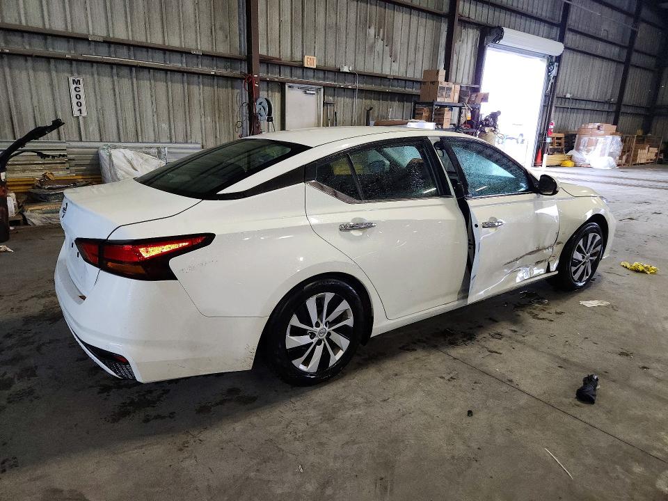 Продажа на аукционе авто 2023 Nissan Altima, vin: 1N4BL4BVXPN334104, номер лота: 71790816
