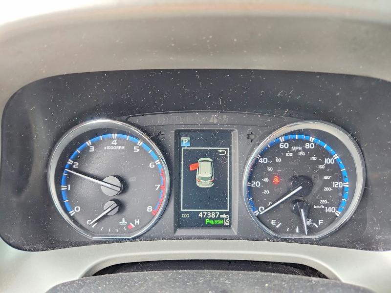 Продаж на аукціоні авто 2017 Toyota Rav4, vin: 2T3DFREV5HW623484, номер лоту: 70910226
