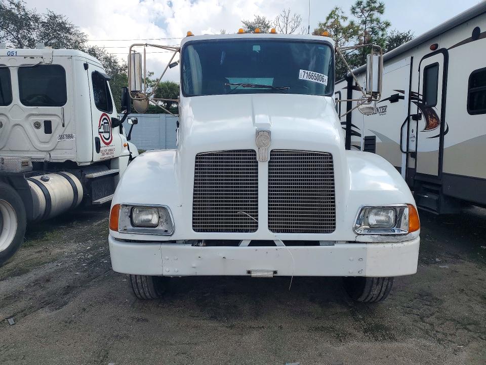 Aukcja sprzedaży 2000 Kenworth Construction, vin: 2NKMHD6X6YM853599, numer aukcji: 71665006