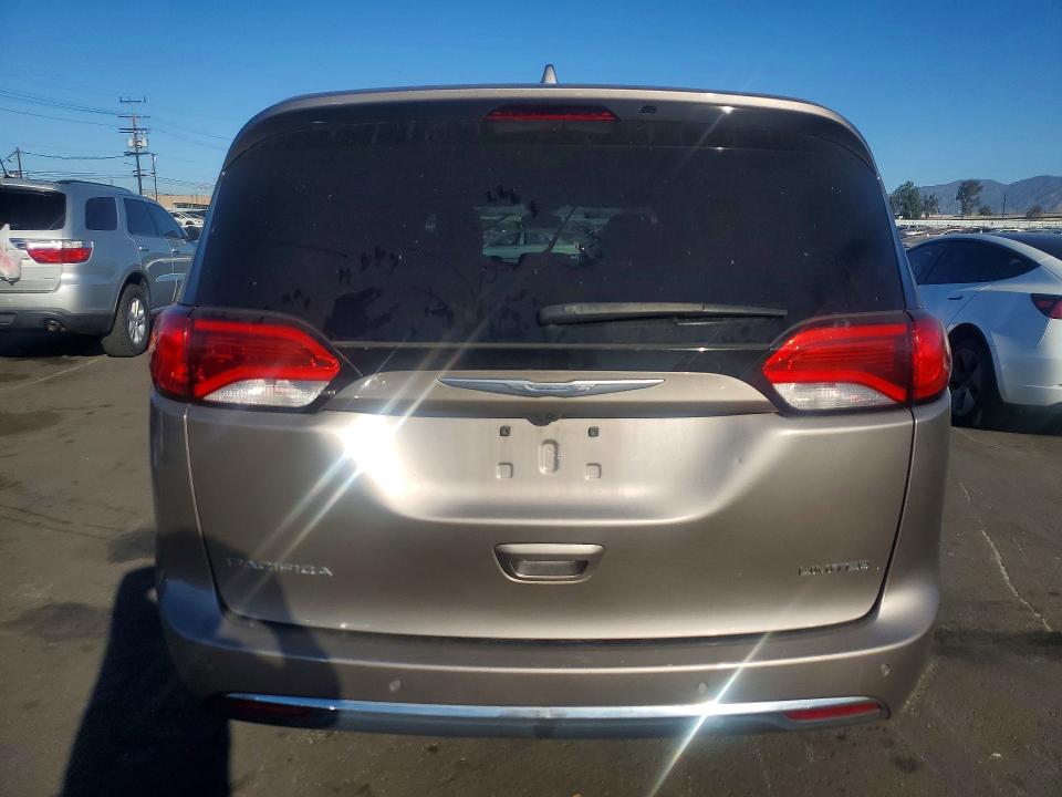 Продаж на аукціоні авто 2017 Chrysler Pacifica, vin: 2C4RC1GG5HR653156, номер лоту: 72030606