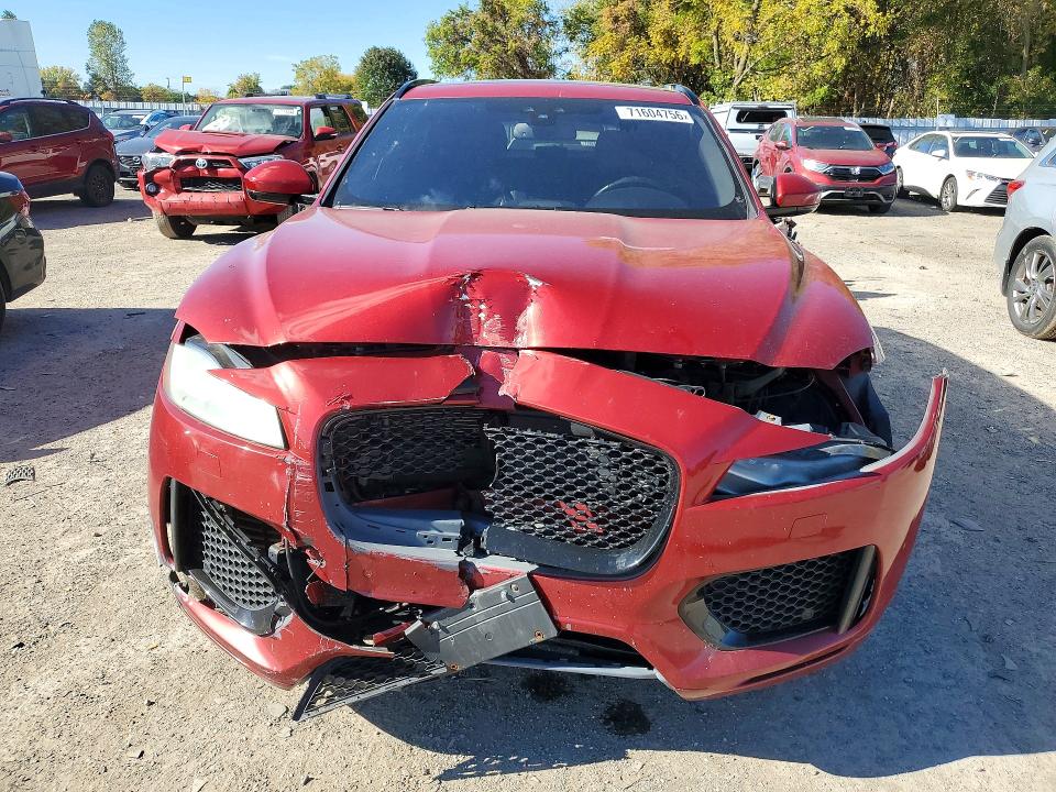 Продажа на аукционе авто 2017 Jaguar F-pace, vin: SADCK2BV2HA897120, номер лота: 71604756