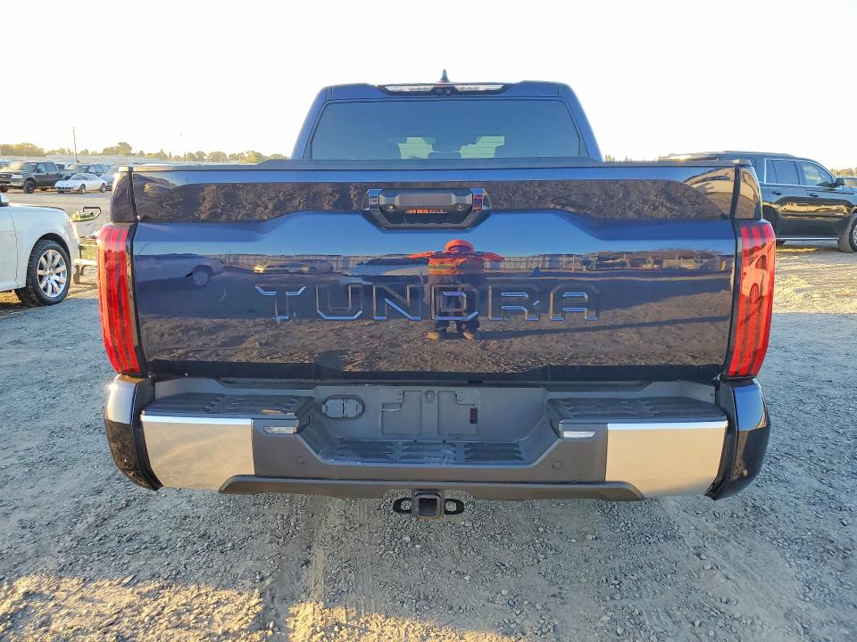 Aukcja sprzedaży 2023 Toyota Tundra, vin: 5TFVC5DB8PX024523, numer aukcji: 71253606