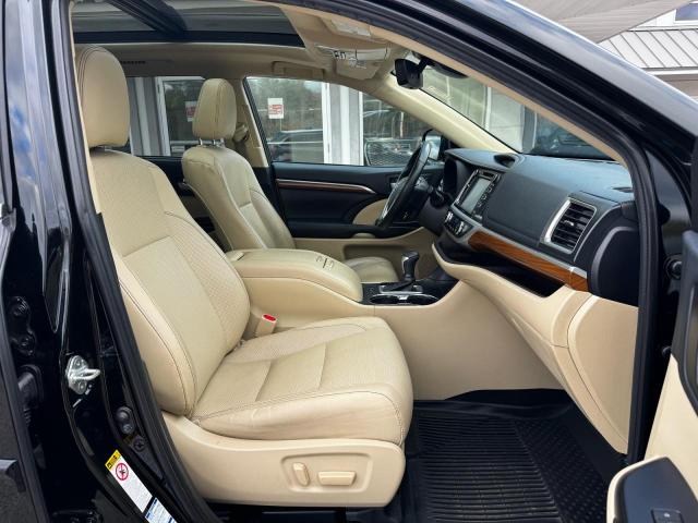 74260926 :رقم المزاد ، 5TDDGRFH2KS053684 vin ، 2019 Toyota Highlander Hybrid مزاد بيع