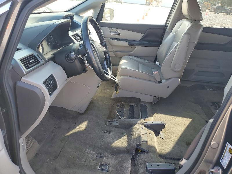 72332806 :رقم المزاد ، 5FNRL5H67CB138533 vin ، 2012 Honda Odyssey مزاد بيع