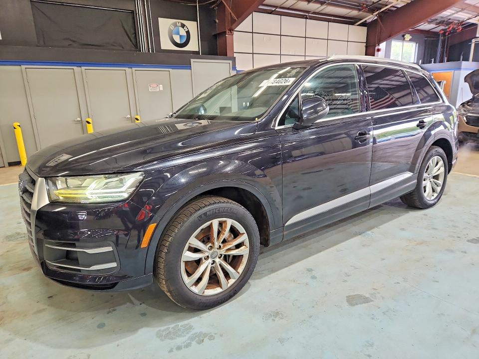 2018 Audi Q7 მანქანა იყიდება აუქციონზე, vin: WA1LAAF78JD030386, აუქციონის ნომერი: 70884026