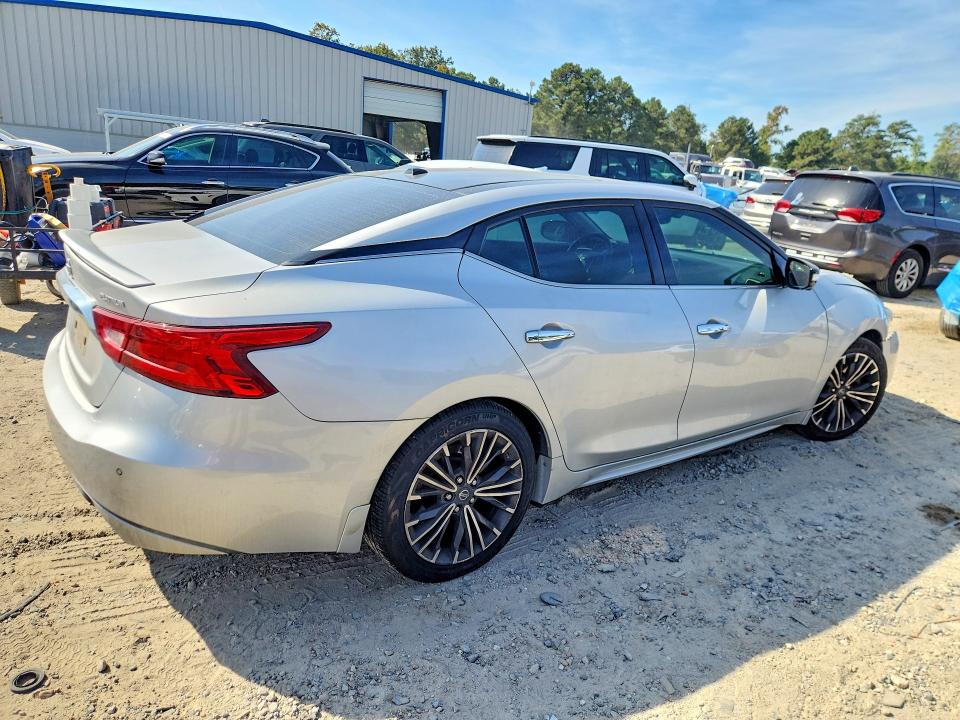 Продаж на аукціоні авто 2017 Nissan Maxima, vin: 1N4AA6AP8HC402042, номер лоту: 70709956
