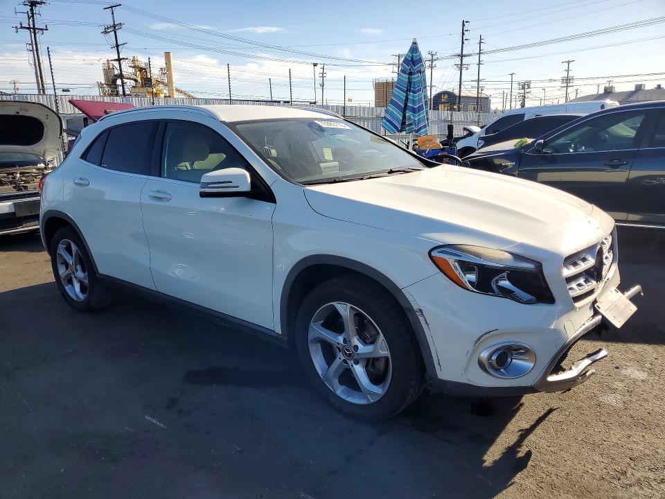 2018 Mercedes-benz Gla მანქანა იყიდება აუქციონზე, vin: WDCTG4EB9JJ403202, აუქციონის ნომერი: 73365116
