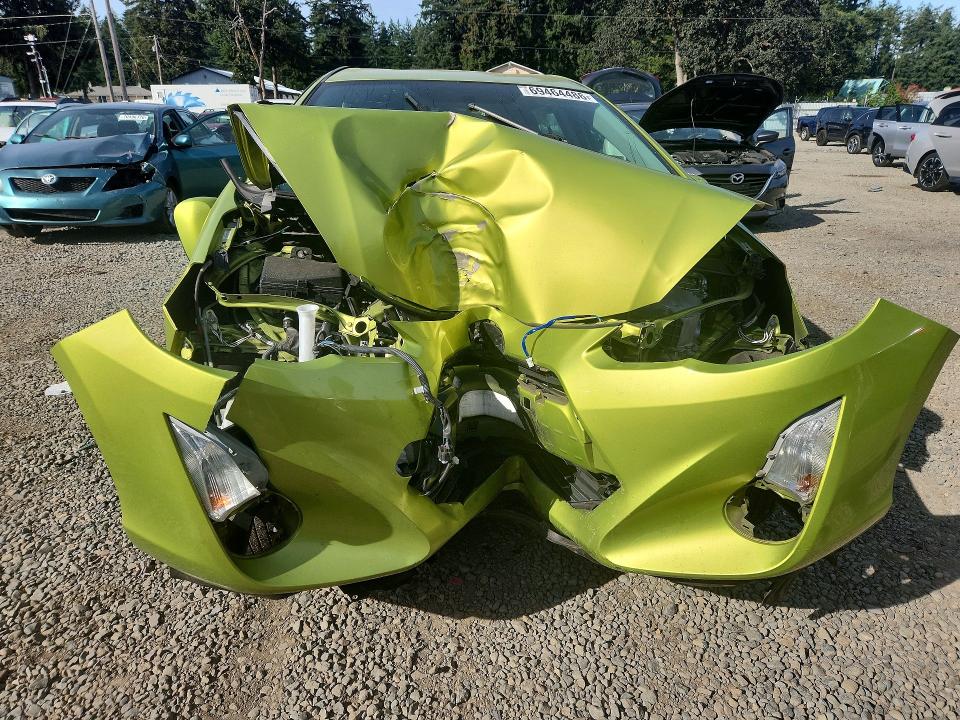 2015 Toyota Prius C მანქანა იყიდება აუქციონზე, vin: JTDKDTB36F1111984, აუქციონის ნომერი: 69464486