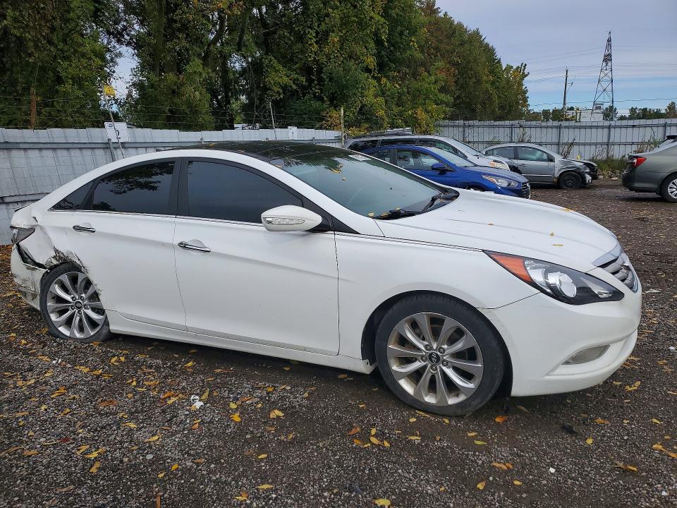 69942236 :رقم المزاد ، 5NPEC4AB2DH777874 vin ، 2013 Hyundai Sonata مزاد بيع