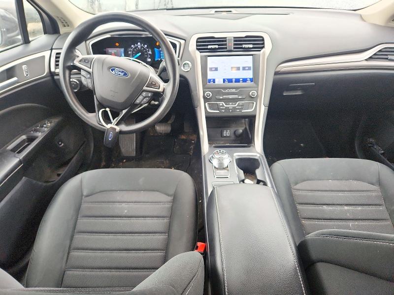 2020 Ford Fusion მანქანა იყიდება აუქციონზე, vin: 3FA6P0LUXLR221121, აუქციონის ნომერი: 69460186