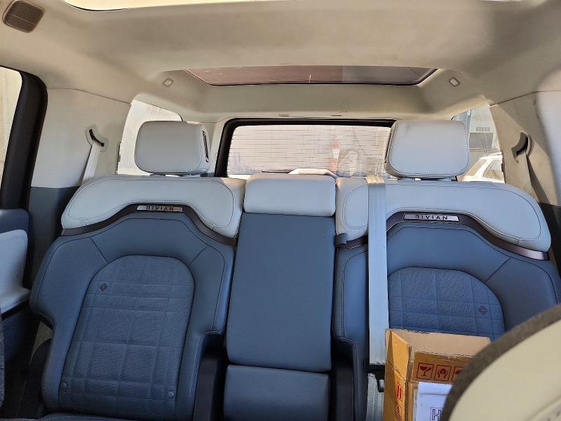 Auction sale of the 2025 Rivian R1s, vin: 7PDSGCBP6SN061237, lot number: 70720256