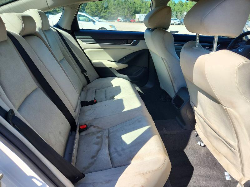 2018 Honda Accord მანქანა იყიდება აუქციონზე, vin: 1HGCV1F1XJA174157, აუქციონის ნომერი: 71752276