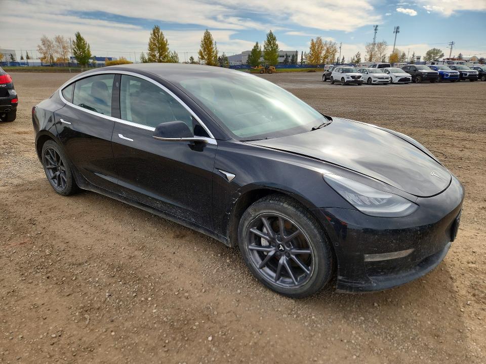 71974836 :رقم المزاد ، 5YJ3E1EA1KF328697 vin ، 2019 Tesla Model 3 مزاد بيع