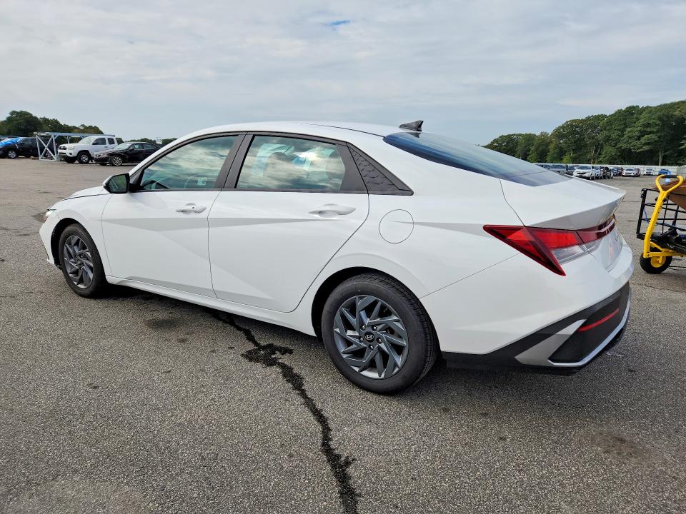 Продажа на аукционе авто 2024 Hyundai Elantra, vin: KMHLM4DGXRU745176, номер лота: 71155336
