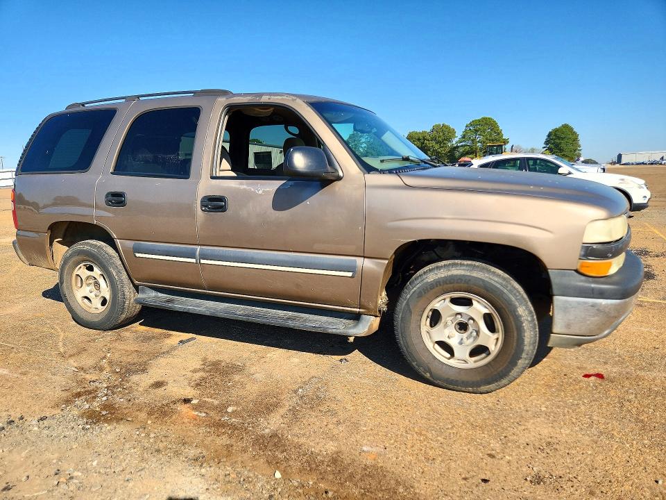 Продажа на аукционе авто 2003 Chevrolet Tahoe, vin: 1GNEC13V43R154079, номер лота: 70930336