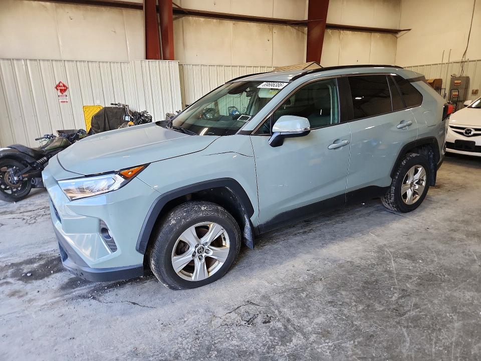 2021 Toyota Rav4 მანქანა იყიდება აუქციონზე, vin: 2T3P1RFV4MW223386, აუქციონის ნომერი: 69696386