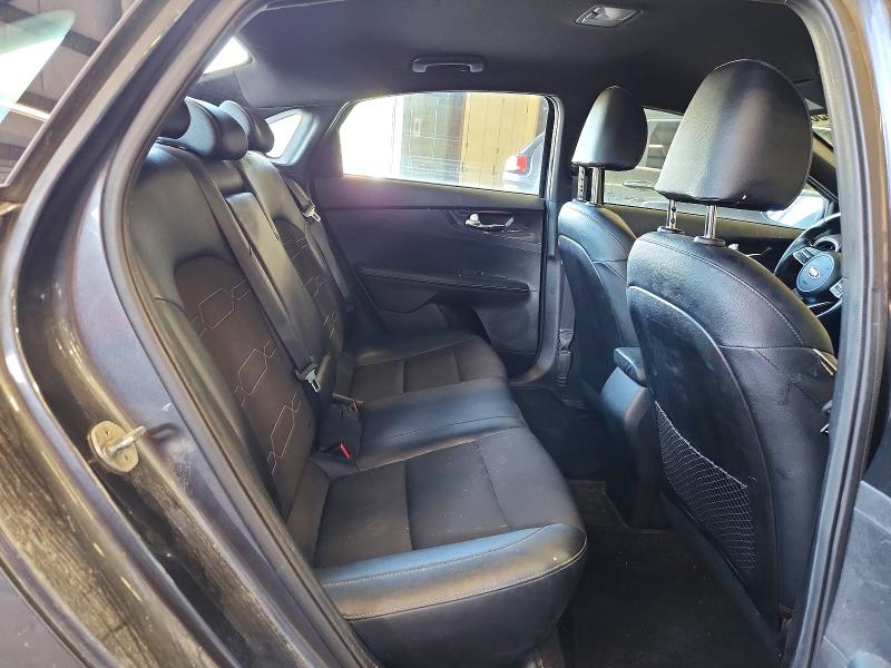 71441456 :رقم المزاد ، 3KPF34AD4ME306545 vin ، 2021 Kia Forte مزاد بيع
