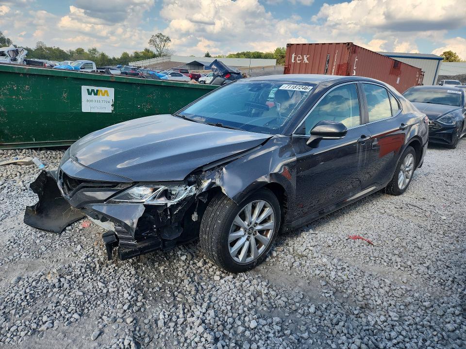 Auction sale of the 2018 Toyota Camry, vin: 4T1B11HK1JU111700, lot number: 71187246