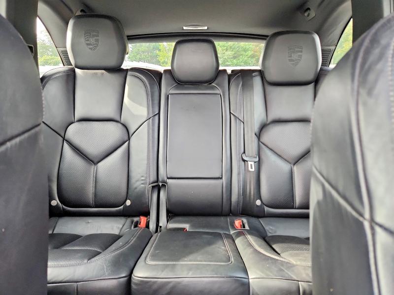 Продаж на аукціоні авто 2017 Porsche Cayenne, vin: WP1AA2A2XHKA80368, номер лоту: 71712356