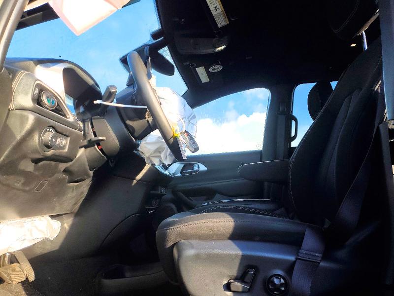 Продаж на аукціоні авто 2022 Chrysler Pacifica, vin: 2C4RC1FG3NR191970, номер лоту: 71721236