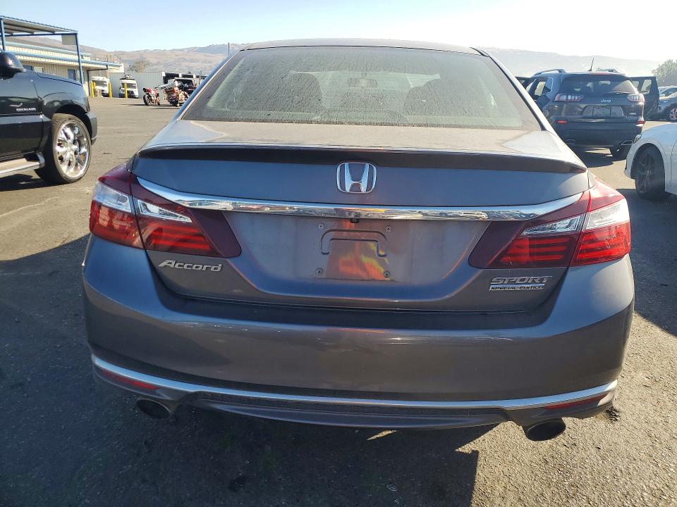 2017 Honda Accord მანქანა იყიდება აუქციონზე, vin: 1HGCR2F14HA286926, აუქციონის ნომერი: 71259776
