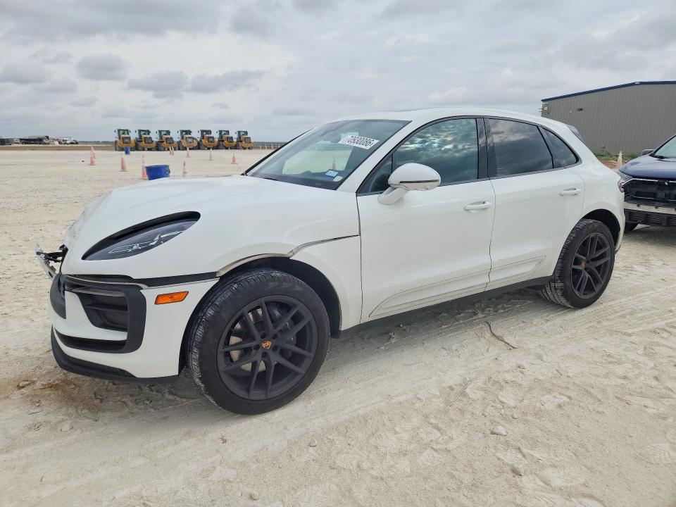 Auction sale of the 2022 Porsche Macan, vin: WP1AA2A5XNLB06208, lot number: 70930086