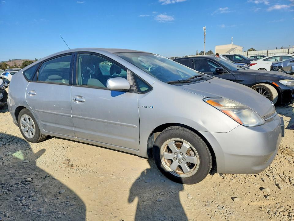 70384196 :رقم المزاد ، JTDKB22U667078040 vin ، 2006 Toyota Prius مزاد بيع