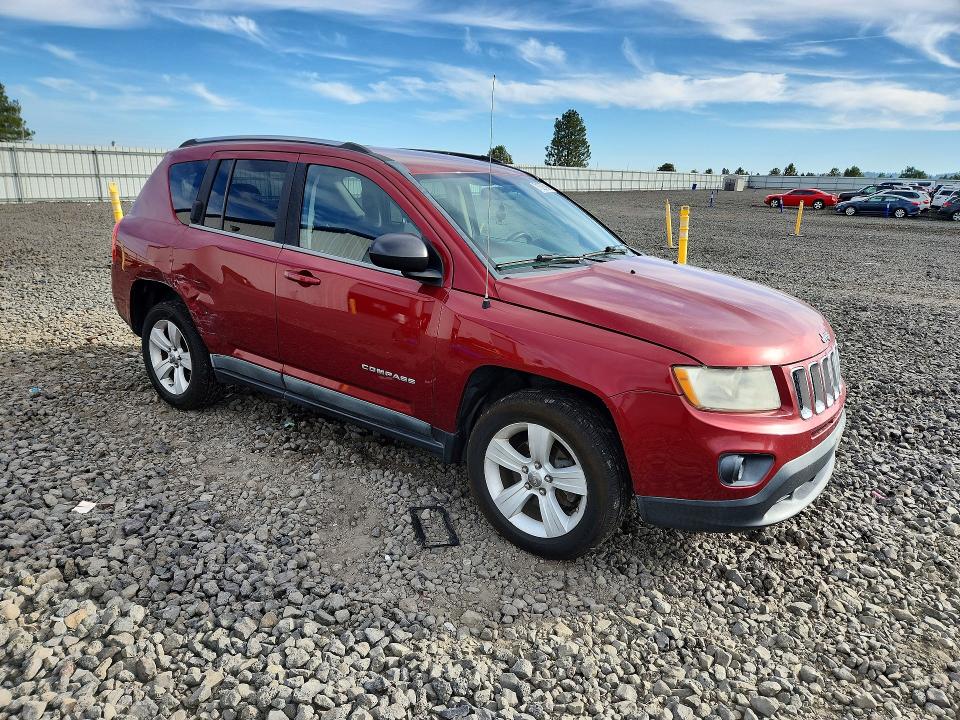 71397896 :رقم المزاد ، 1J4NF1FB0BD168830 vin ، 2011 Jeep Compass مزاد بيع