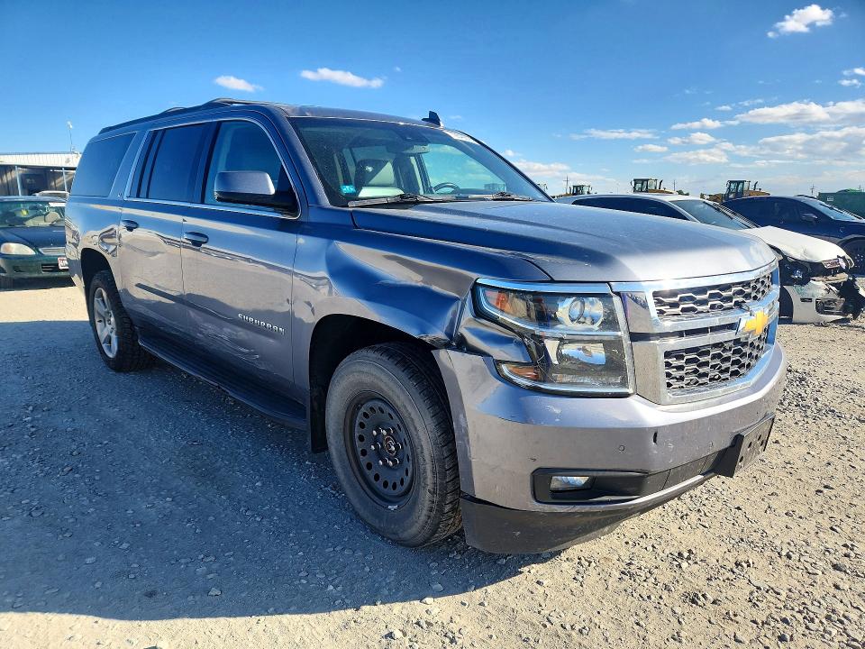 72640816 :رقم المزاد ، 1GNSKHKC1JR182191 vin ، 2018 Chevrolet Suburban مزاد بيع
