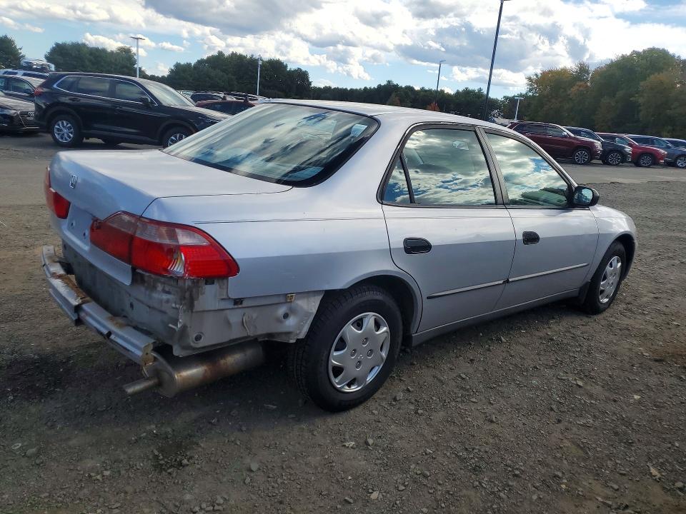 71595156 :رقم المزاد ، 1HGCF8643XA157113 vin ، 1999 Honda Accord مزاد بيع