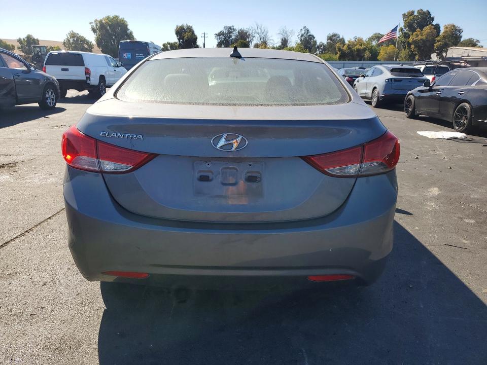 70528286 :رقم المزاد ، 5NPDH4AE1CH078032 vin ، 2012 Hyundai Elantra مزاد بيع