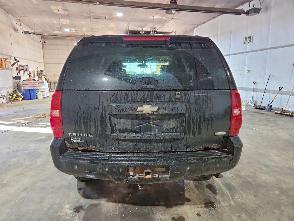 2008 Chevrolet Tahoe მანქანა იყიდება აუქციონზე, vin: 1GNFK13038J146203, აუქციონის ნომერი: 70960616