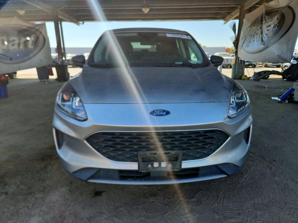71926616 :رقم المزاد ، 1FMCU9G69NUA83777 vin ، 2022 Ford Escape مزاد بيع