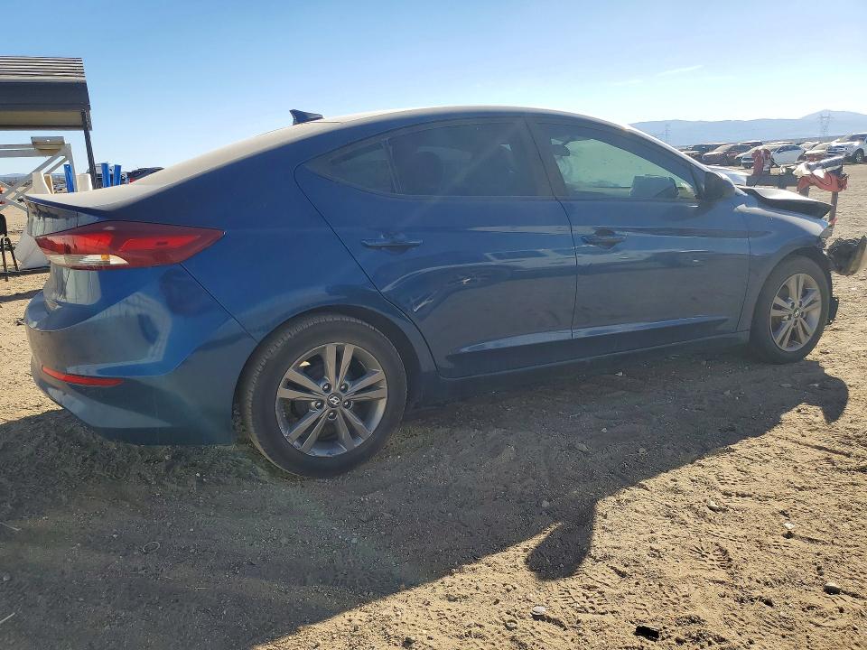 2017 Hyundai Elantra მანქანა იყიდება აუქციონზე, vin: 5NPD84LF4HH190997, აუქციონის ნომერი: 71215636