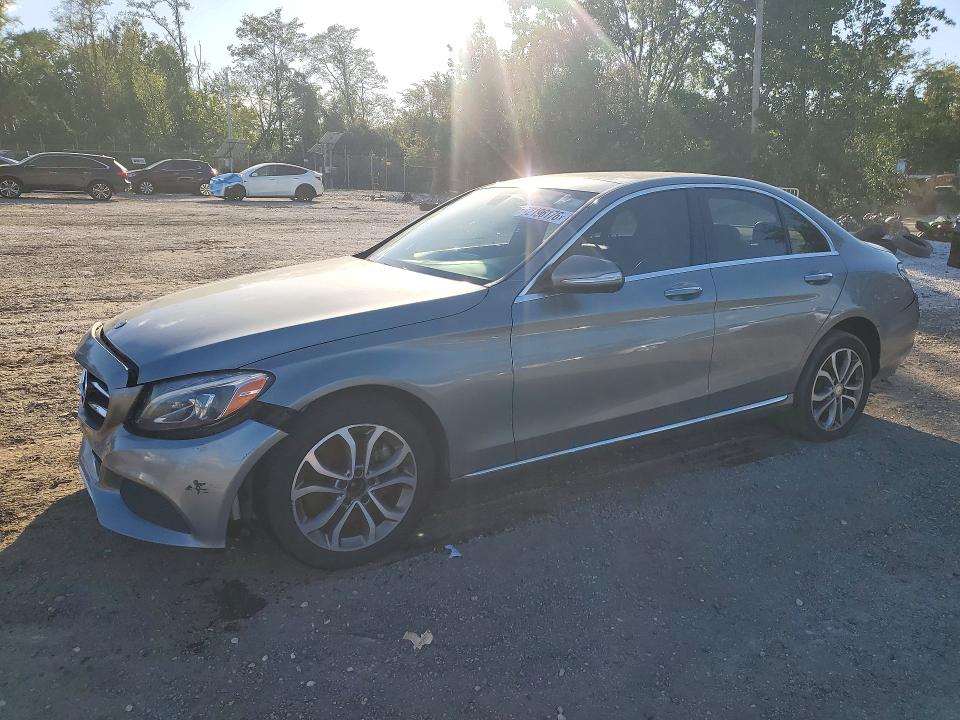 Продажа на аукционе авто 2015 Mercedes-benz C, vin: 55SWF4KB8FU028846, номер лота: 72196176