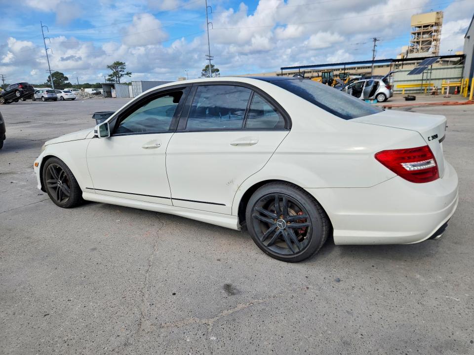 2012 Mercedes-benz C მანქანა იყიდება აუქციონზე, vin: WDDGF8BB9CA724977, აუქციონის ნომერი: 71265566