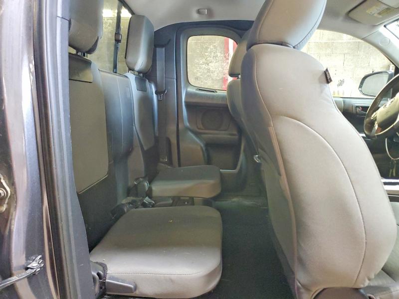 71413336 :رقم المزاد ، 5TFSZ5AN3GX037552 vin ، 2016 Toyota Tacoma مزاد بيع