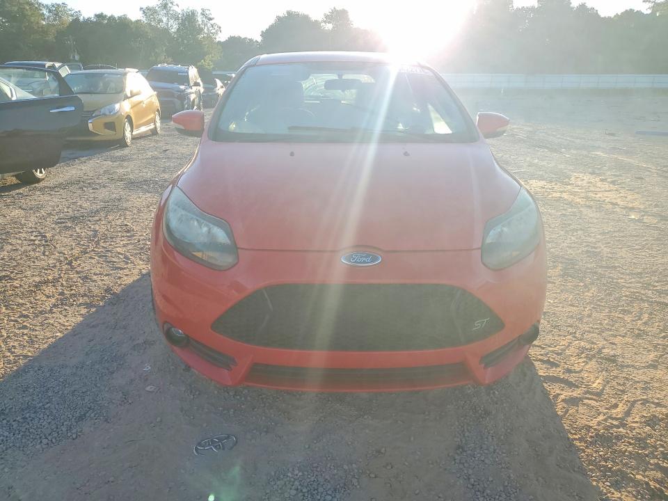 2014 Ford Focus St 4d Hatchbac მანქანა იყიდება აუქციონზე, vin: 1FADP3L9XEL149908, აუქციონის ნომერი: 70422776