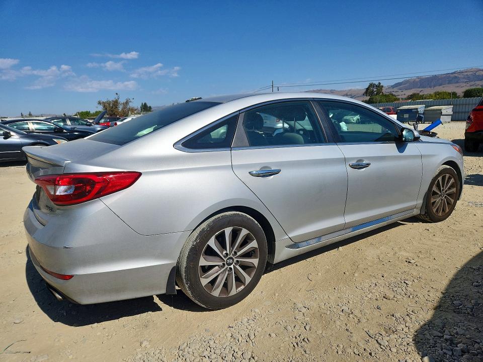 Продажа на аукционе авто 2015 Hyundai Sonata, vin: 5NPE34AF4FH131774, номер лота: 71300176