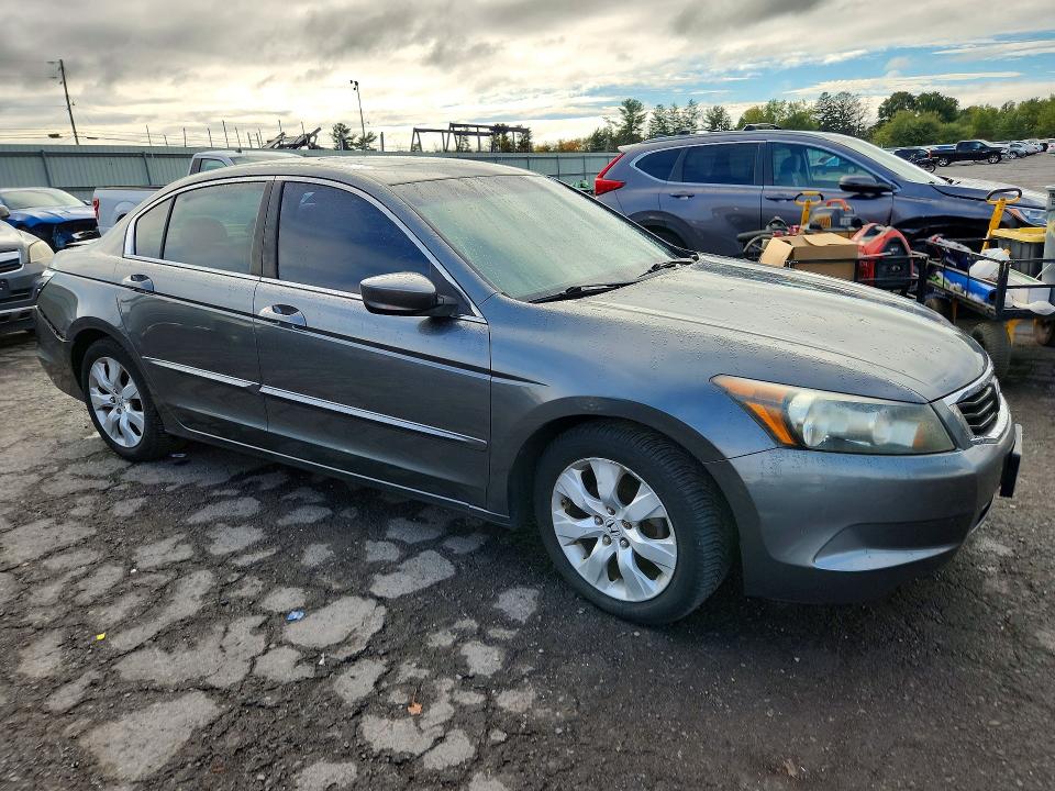 72688156 :رقم المزاد ، 1HGCP26828A018038 vin ، 2008 Honda Accord مزاد بيع
