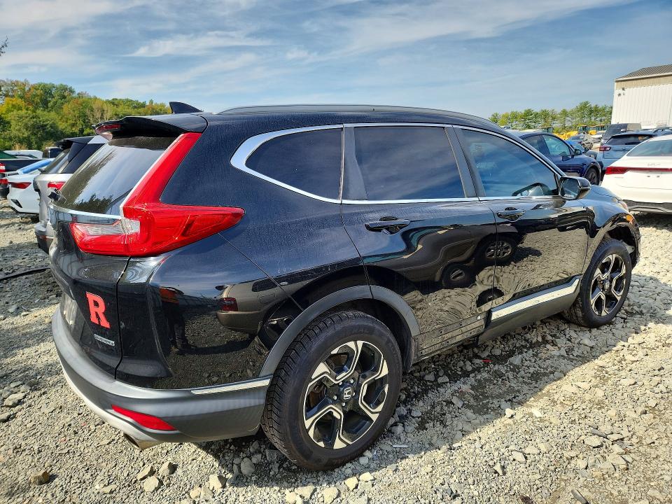71263006 :رقم المزاد ، 2HKRW1H92HH511447 vin ، 2017 Honda Cr-v مزاد بيع