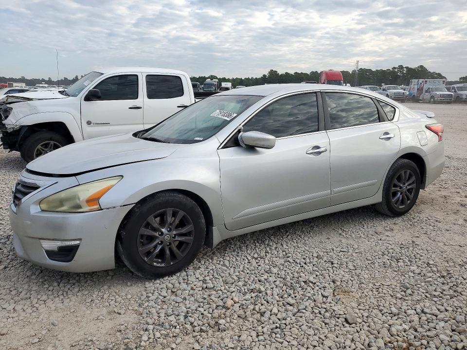 Aukcja sprzedaży 2015 Nissan Altima, vin: 1N4AL3AP8FC570284, numer aukcji: 71918386