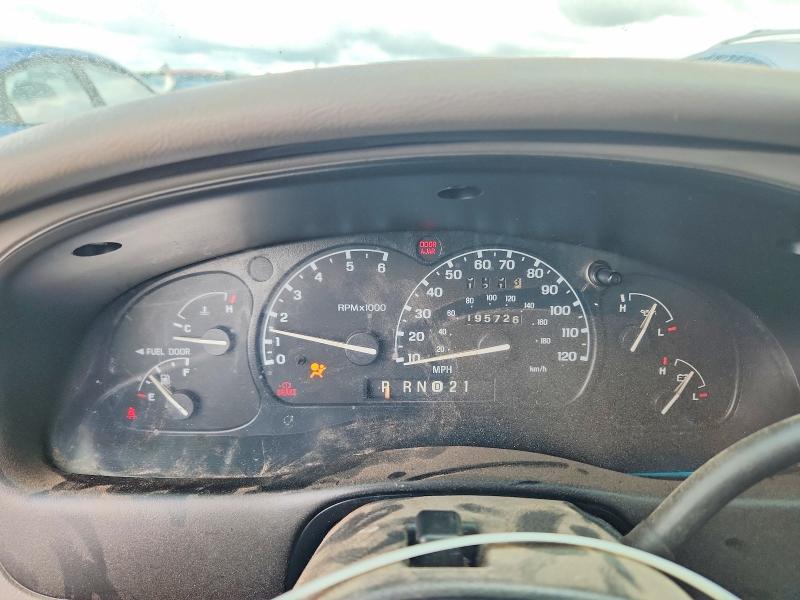 Продаж на аукціоні авто 2000 Ford Explorer, vin: 1FMZU62X8YZC10860, номер лоту: 71010726
