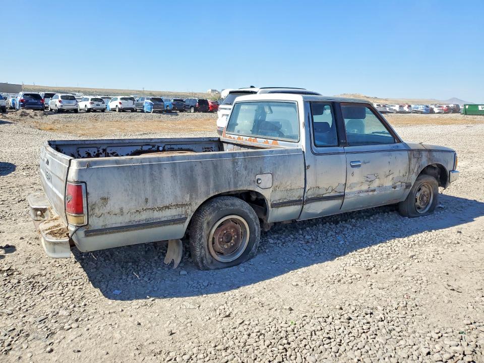 70946796 :رقم المزاد ، JN6ND06S4FW020158 vin ، 1985 Nissan Pickup مزاد بيع