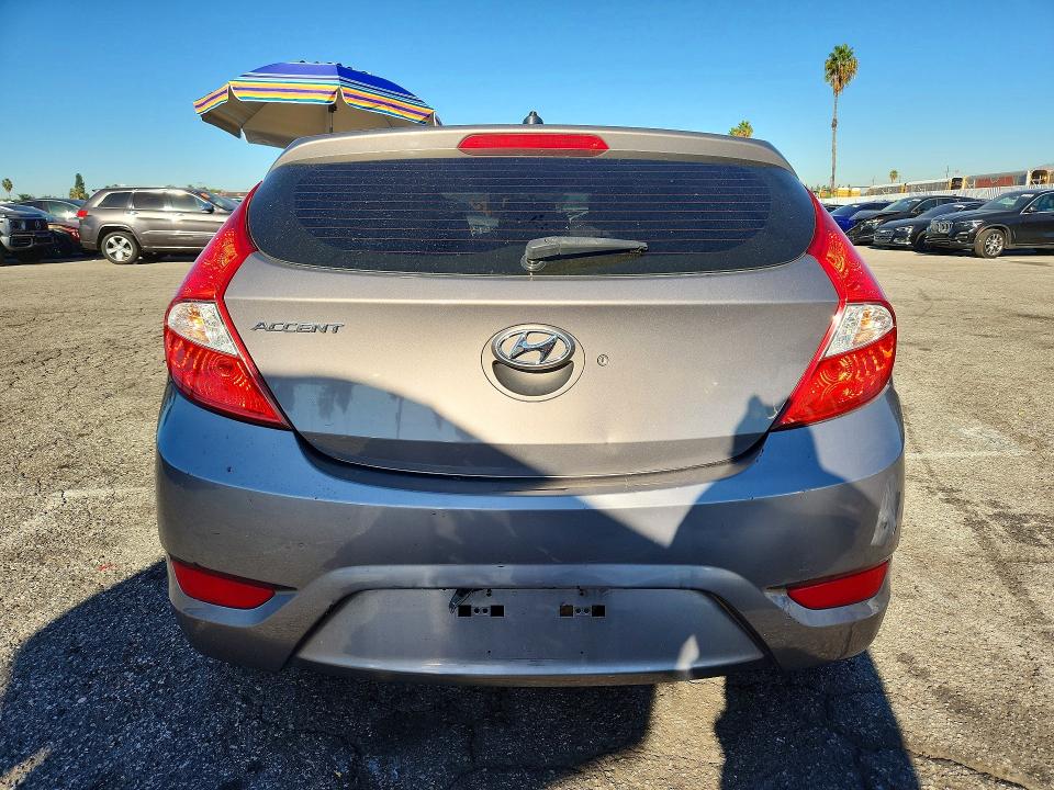 71428976 :رقم المزاد ، KMHCT5AE4HU359797 vin ، 2017 Hyundai Accent مزاد بيع