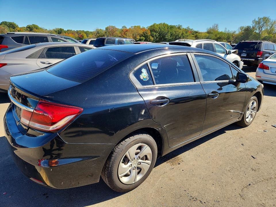 Продажа на аукционе авто 2015 Honda Civic, vin: 19XFB2F59FE260500, номер лота: 71180176
