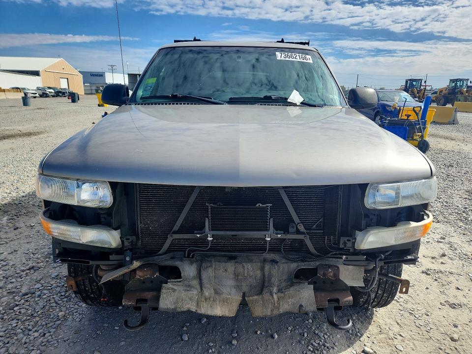 73662166 :رقم المزاد ، 1GNEK13Z02J279986 vin ، 2002 Chevrolet Tahoe مزاد بيع
