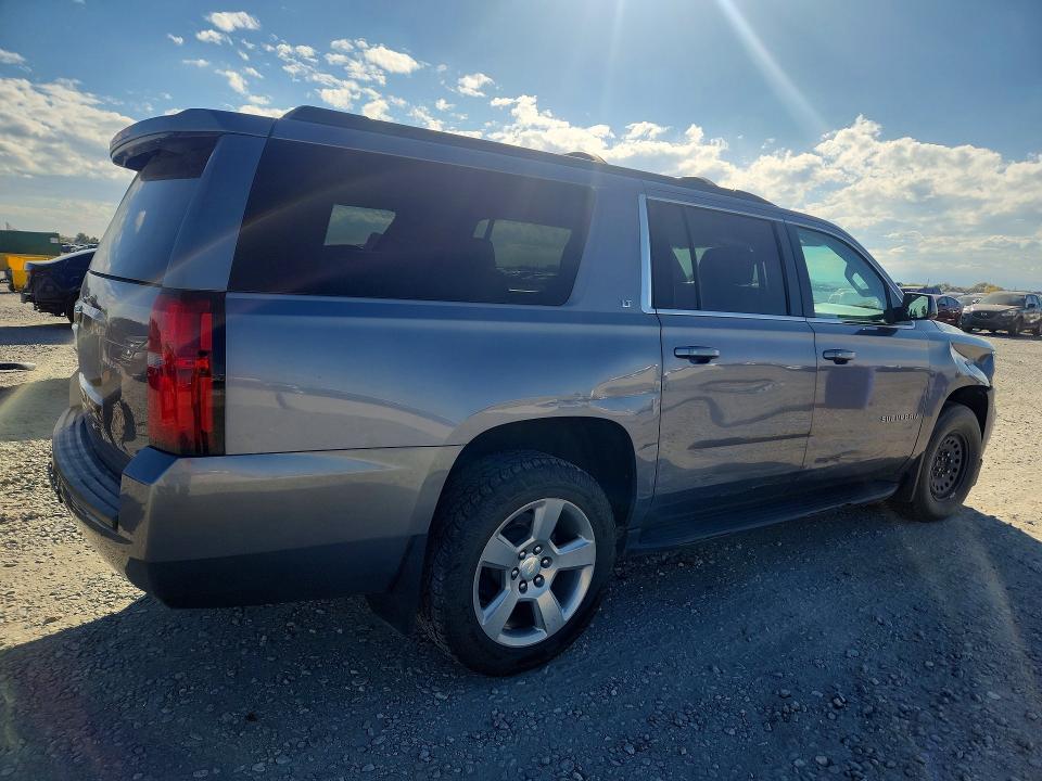 72640816 :رقم المزاد ، 1GNSKHKC1JR182191 vin ، 2018 Chevrolet Suburban مزاد بيع